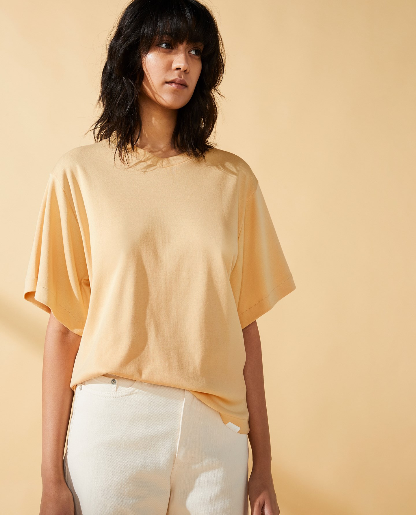 tシャツ Nudie Jeans/ヌーディージーンズ Eve T-Shirt Not Impressed  / Tシャツ / Mustard レディー セール】Nudie Jeans/ヌーディージーンズ Eve T-Shirt Not
