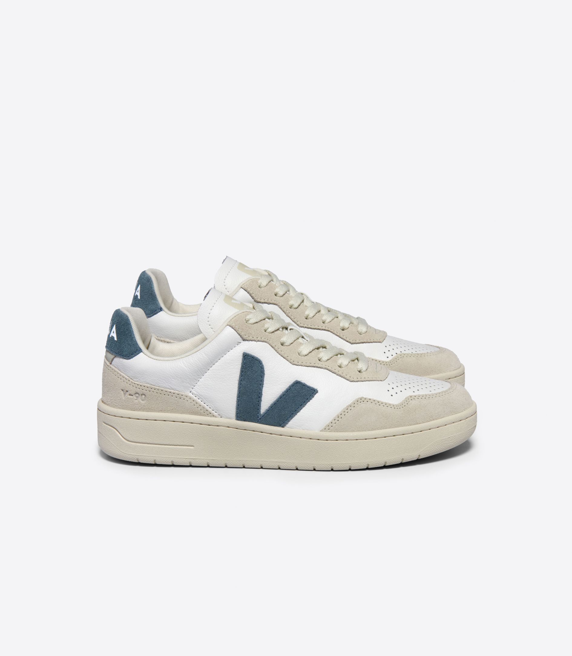 VEJA★V-90 LEATHER★兼用★WHITE AQUA NATURAL VEJA Women's V-90 Leather Sneaker | $180.00 | Saint Bernard